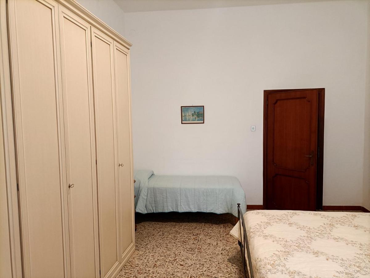 Апартаменты Antica Casa Ceccardi Ливорно Экстерьер фото