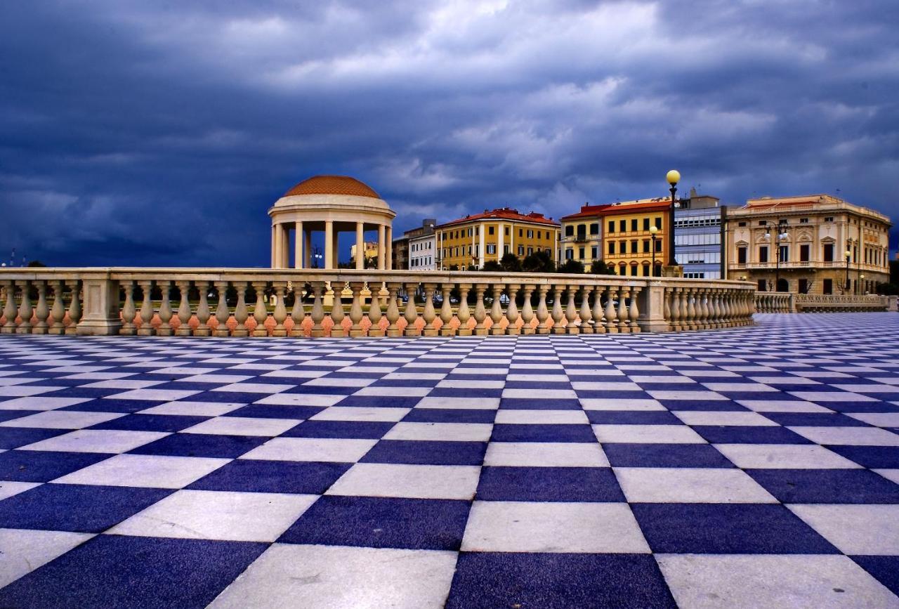 Апартаменты Antica Casa Ceccardi Ливорно Экстерьер фото